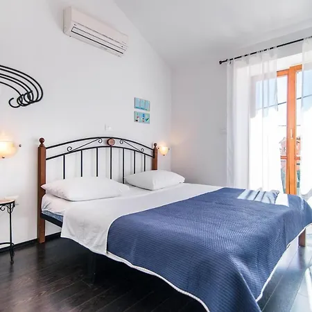 Holiday home Casa Dina Valbandon *