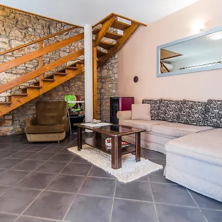 Holiday home Casa Dina Valbandon *